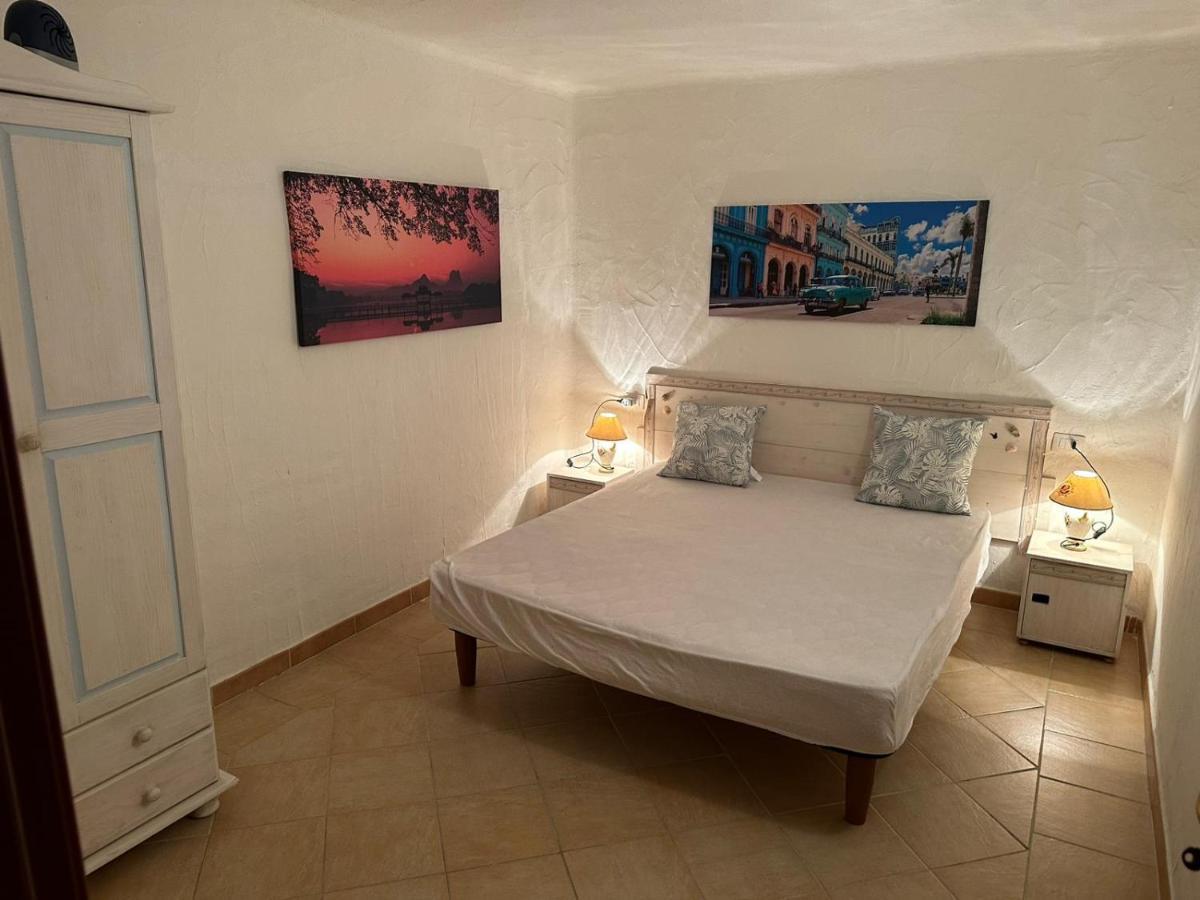 Lightblue-Celeste Central Apartment In Porto Rotondo Exteriör bild